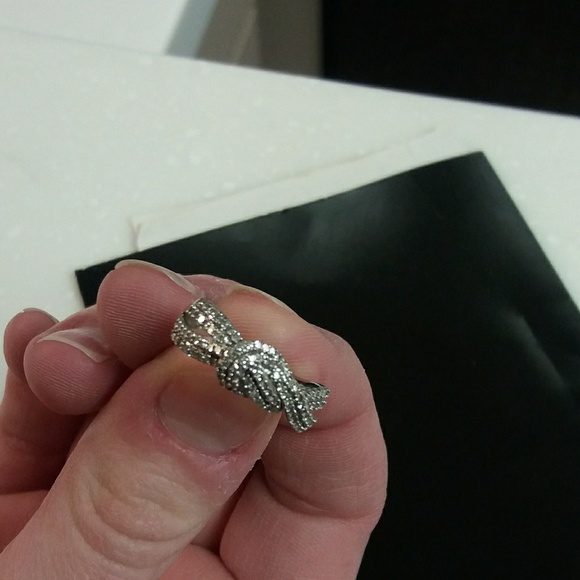 Ring - Picture 2 of 8